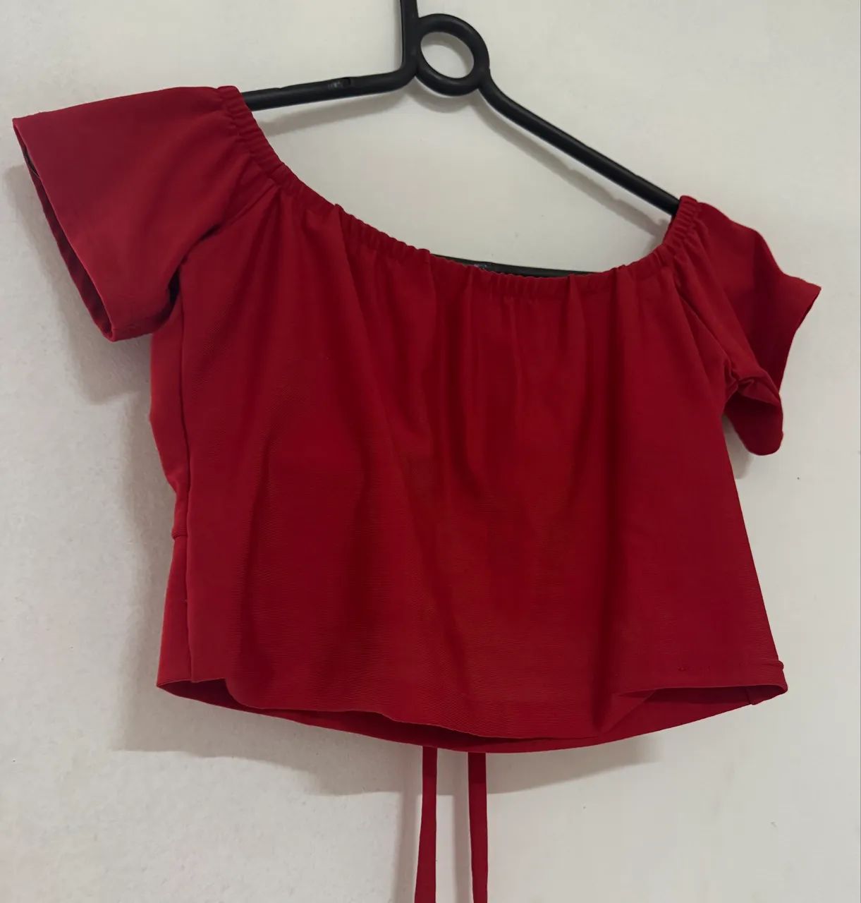 Cropped vermelho com decote ajustável  - Foto 2