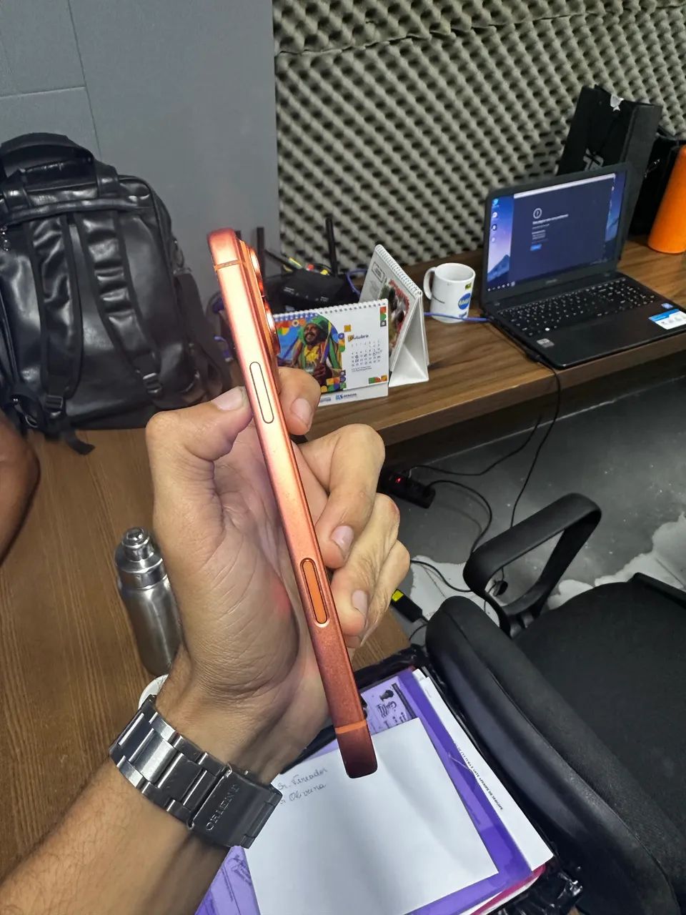 Iphone 17 pro Max Orange cosmic - Foto 5