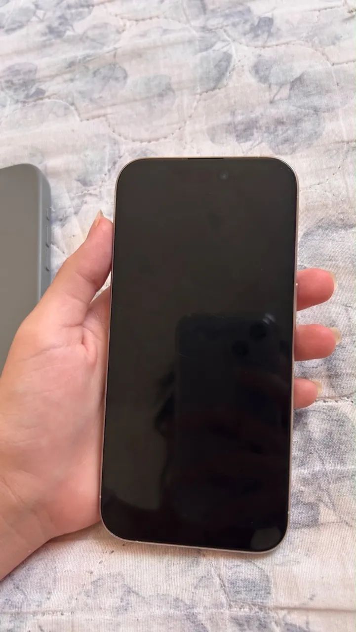 iPhone 15 Pro  - Foto 3