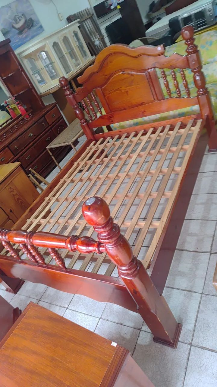 Lindo jogo de quarto madeira - Foto 3