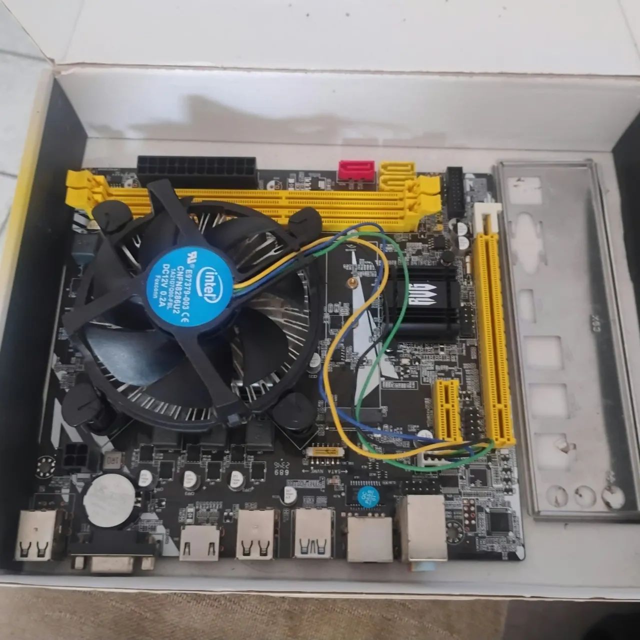 Placa-Mãe  - Foto 2