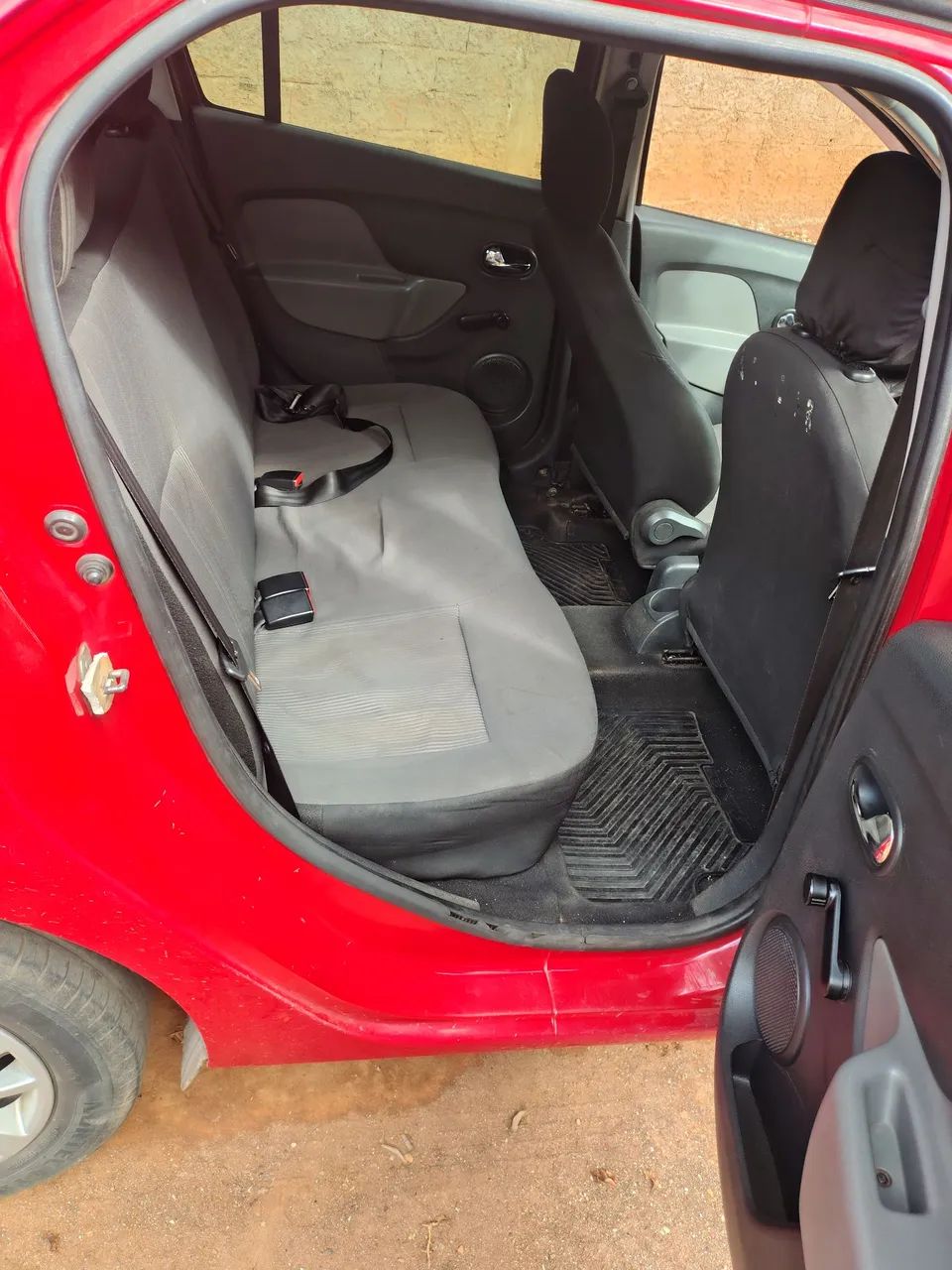 Renault Logan Expression Flex 1.0 12V 4P 2017 - Foto 5