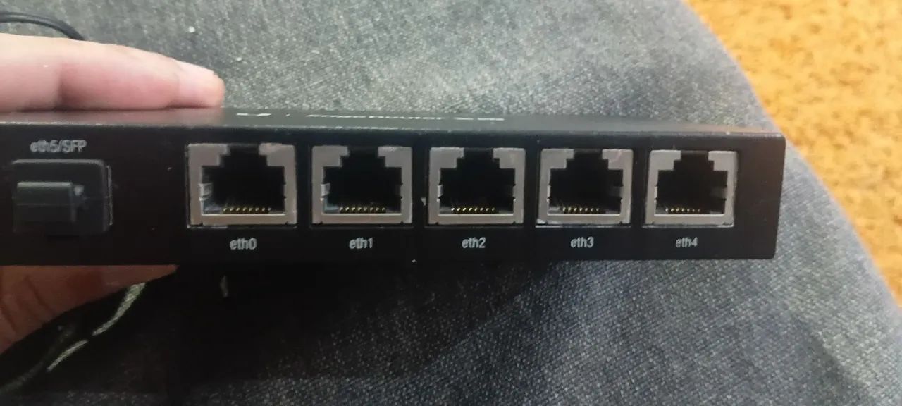 Roteador EDGEROUTER X sfp - Foto 2
