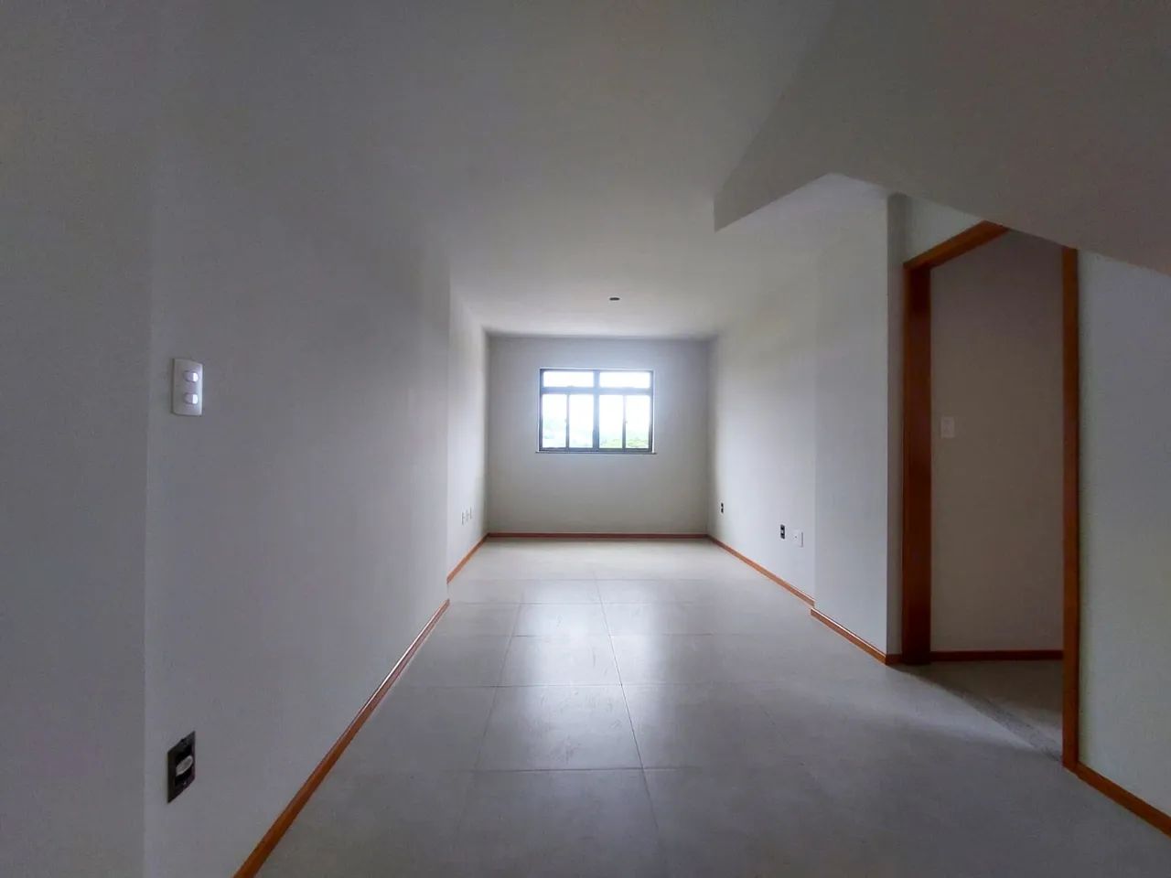 Cobertura duplex com 03 quartos, com suíte, garagem e elevador no Morro da Glória - Foto 2