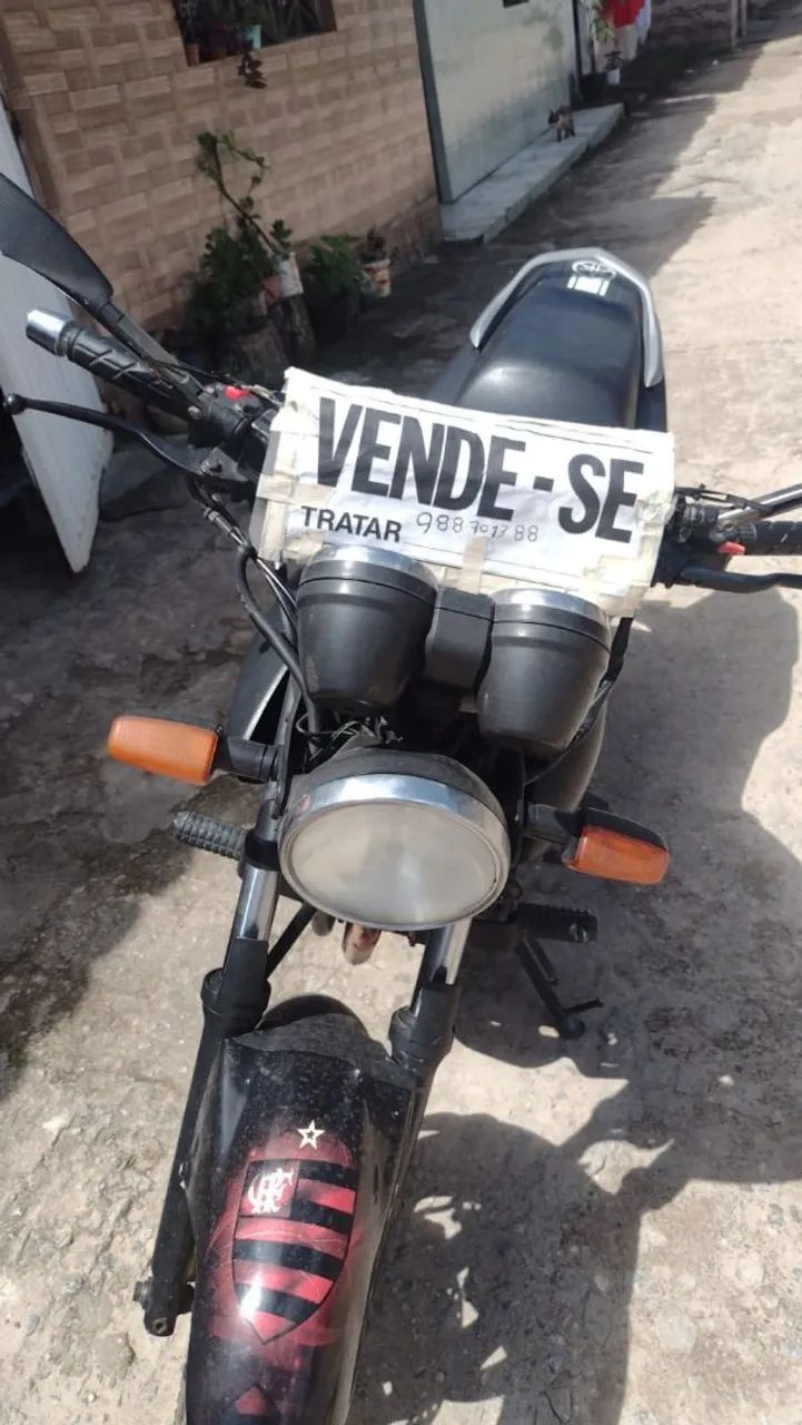 Vende-se moto 