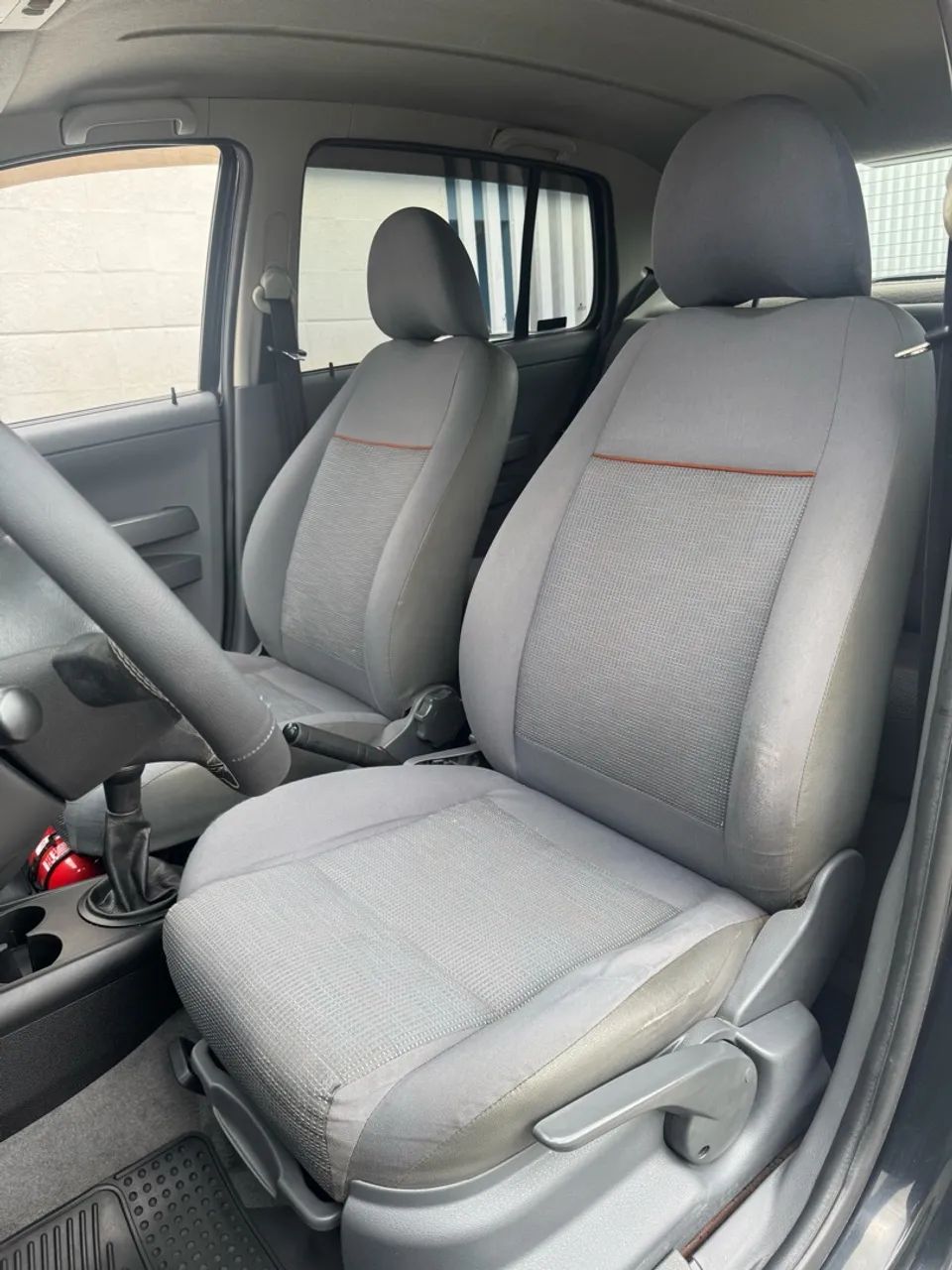 Volkswagen Fox Plus 1.6Mi/ 1.6Mi Total Flex 8V 4p, foto 9 de 15