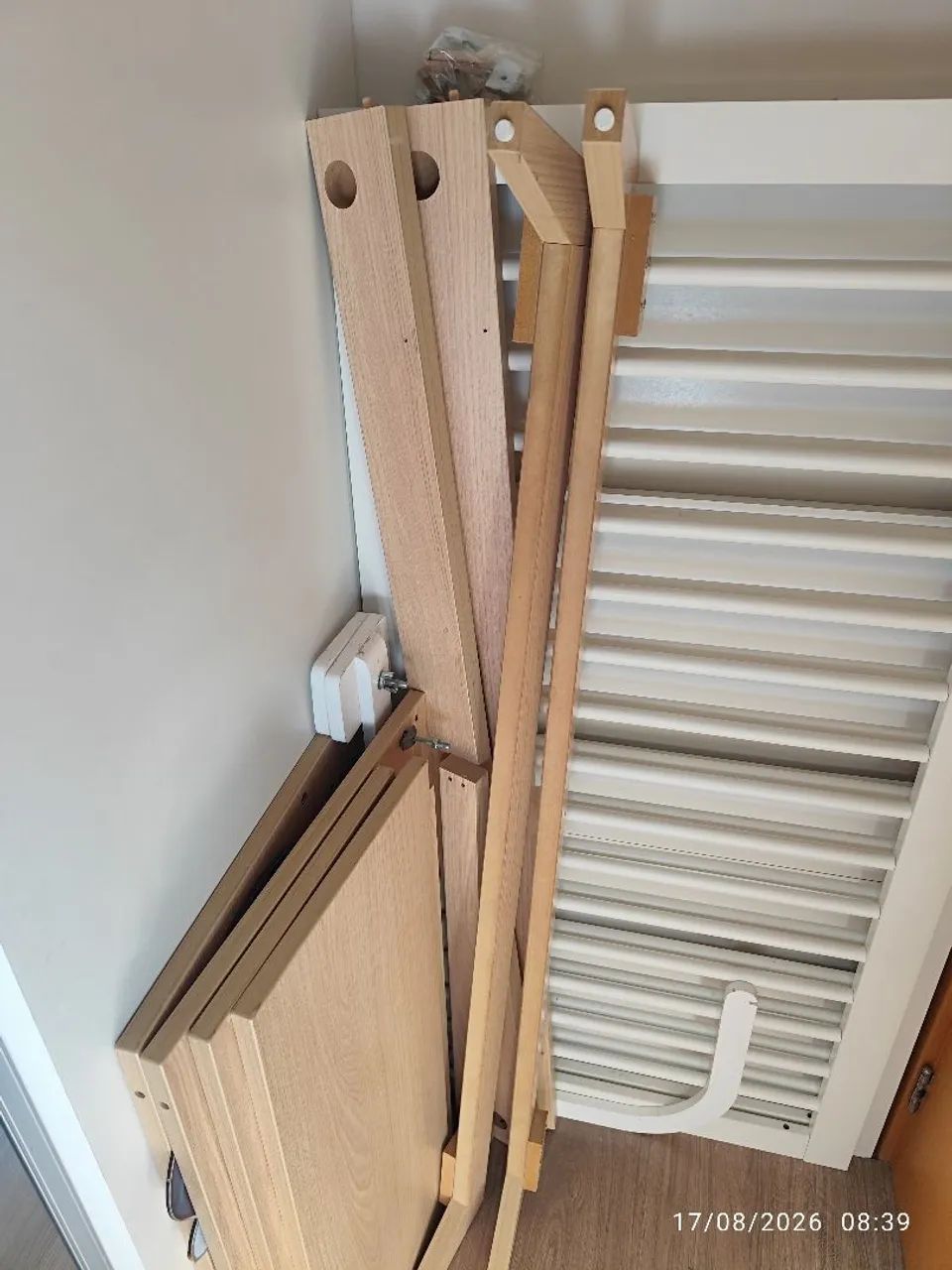 Berço semi-novo amplo  - Foto 4