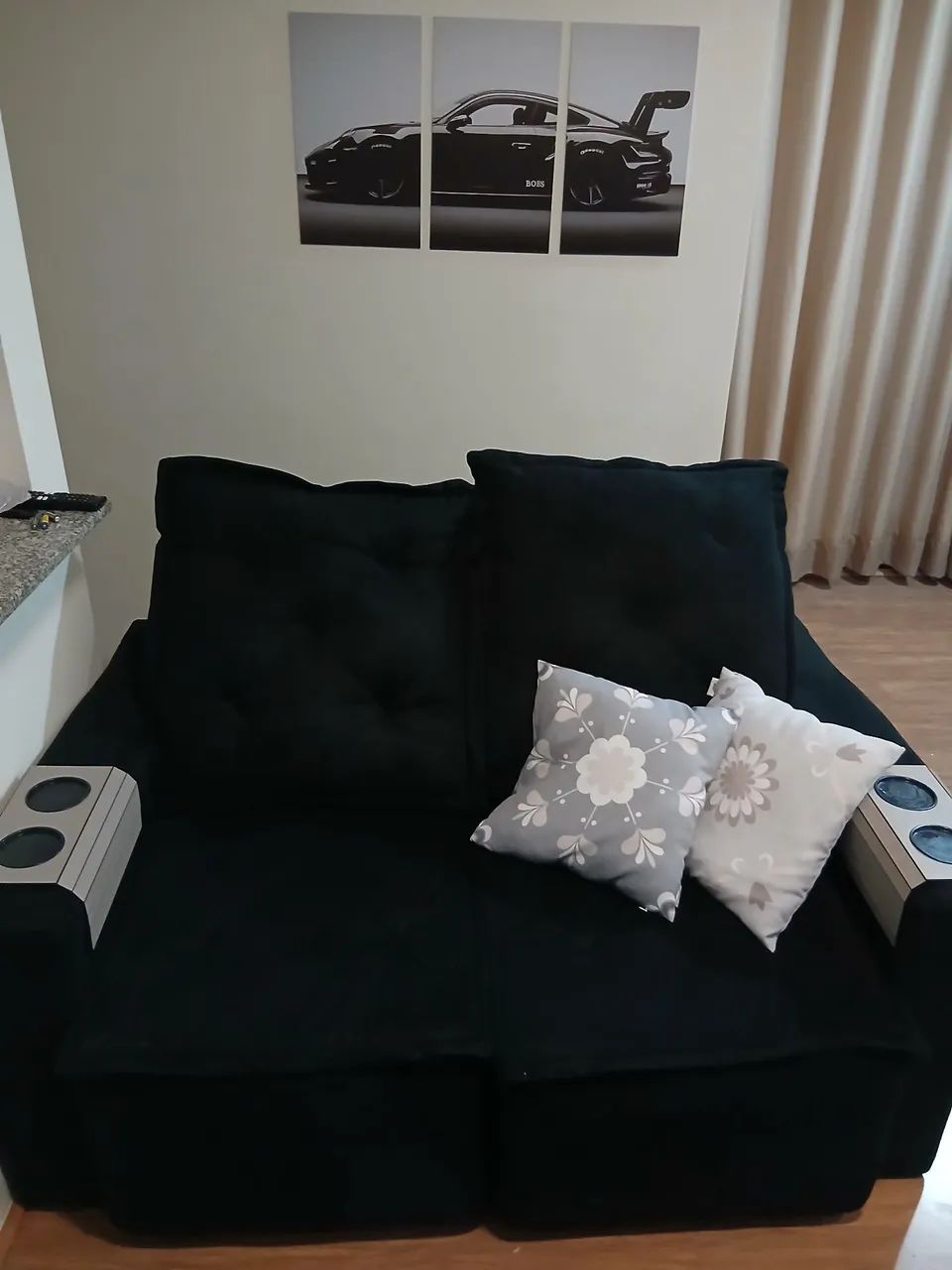 Sofa dois lugares retrátil e reclinável 