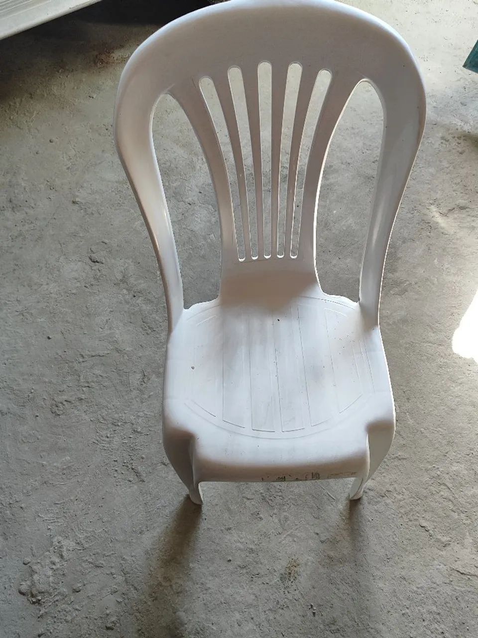 Cadeiras plástica Bistrô  - Foto 2