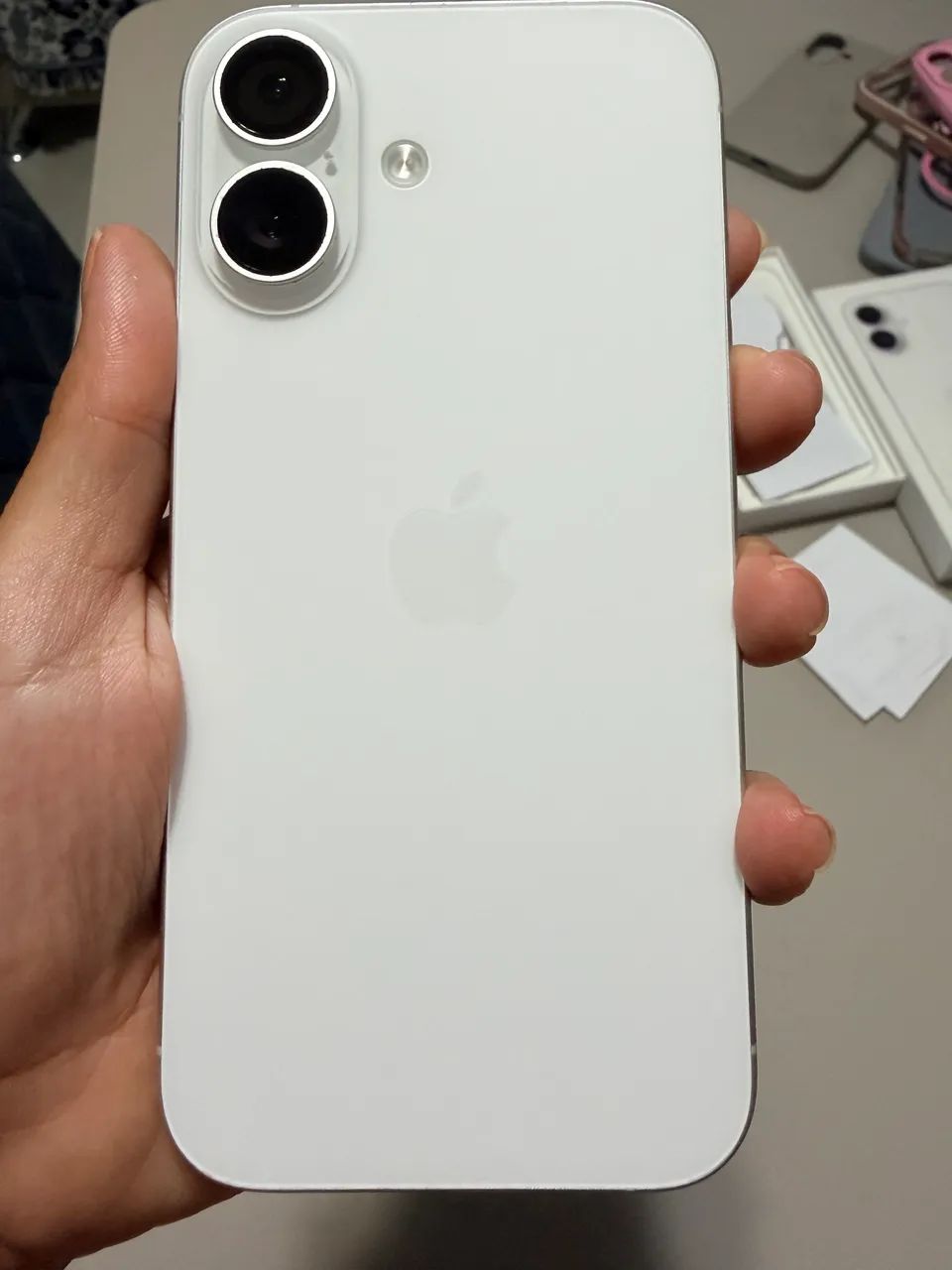 Iphone 16 128GB Branco - Foto 2