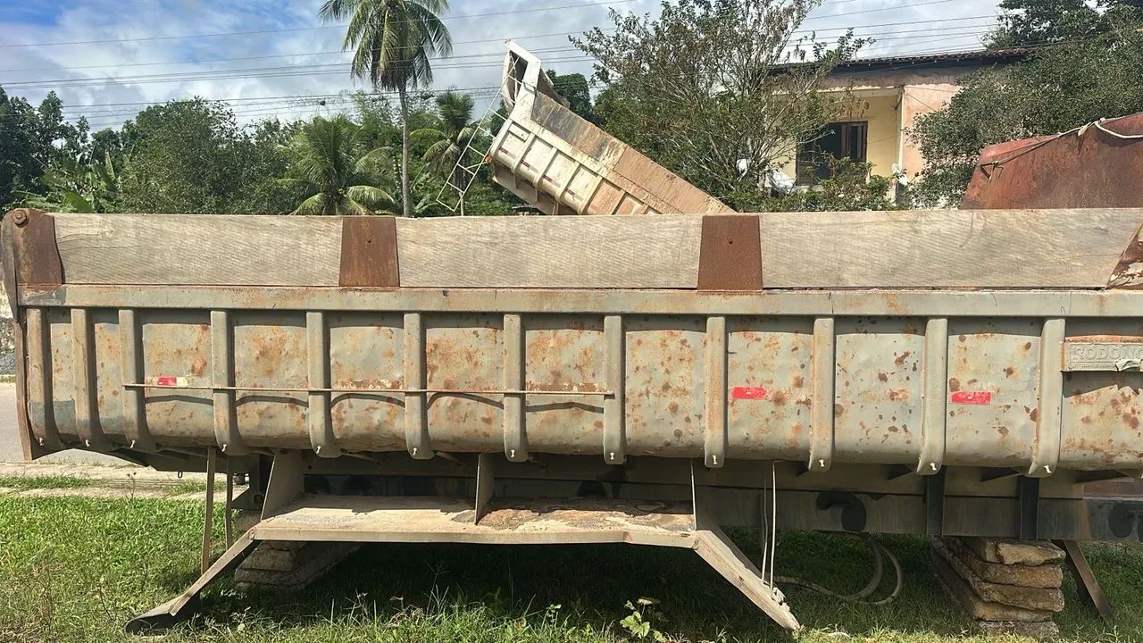 Basculhante caçamba e caminhão completo funcionando R$25.000 - Foto 3