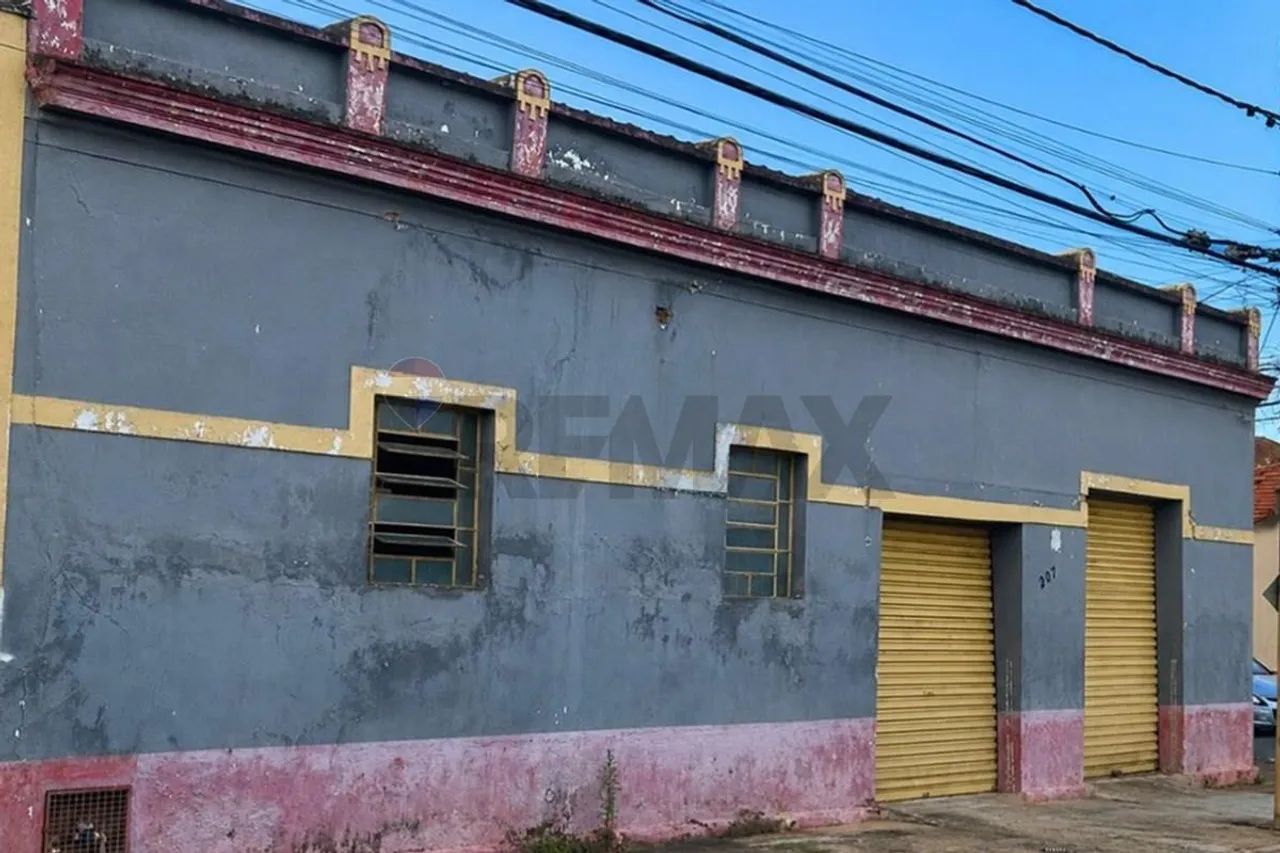 Barracão Comercial à Venda no Centro da Cidade - Foto 2