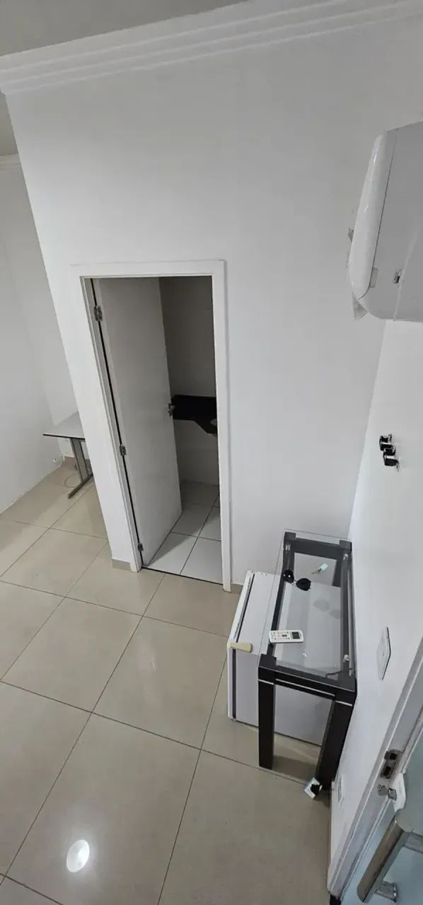 Alugo Sala Comercial Mobiliada na Areinha. - Foto 5