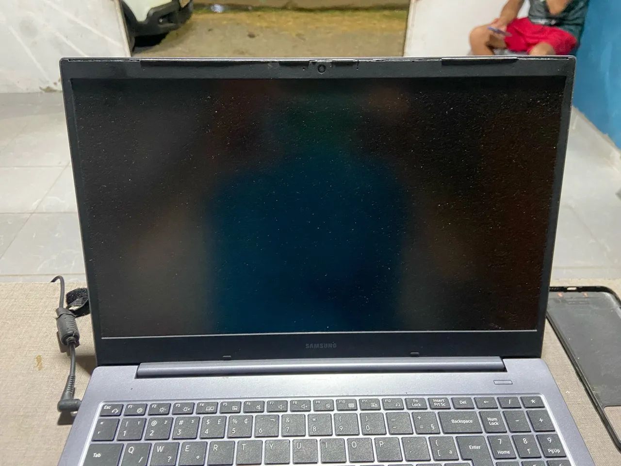 Vendo notebook Samsung - Foto 3