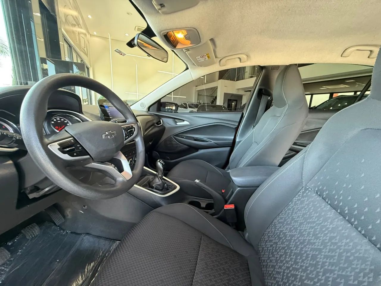 Chevrolet Onix Hatch LTZ 1.0 12V TB Flex Mec. 4P, foto 12 de 17