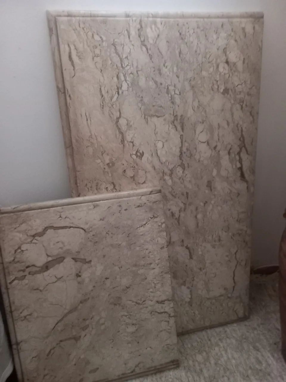 Vendo 01 pedra decorativa bege bahia de 85x 49 cm. Excelente tampo para mesa. R$ 120,00.. - Foto 3