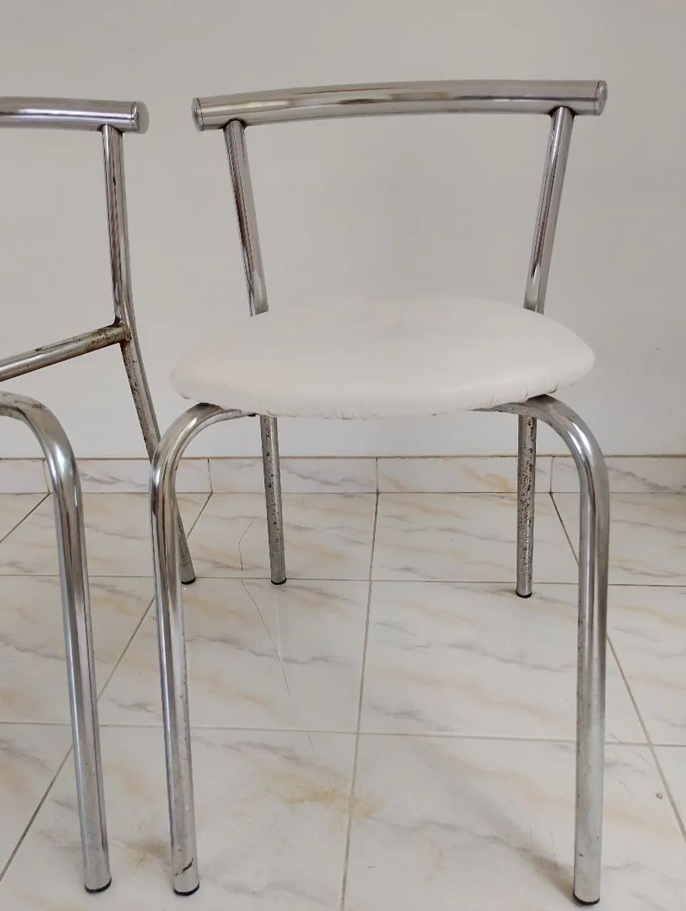 Conjunto com 2 cadeiras Carraro 105 (Modelo Padrão): - Foto 3