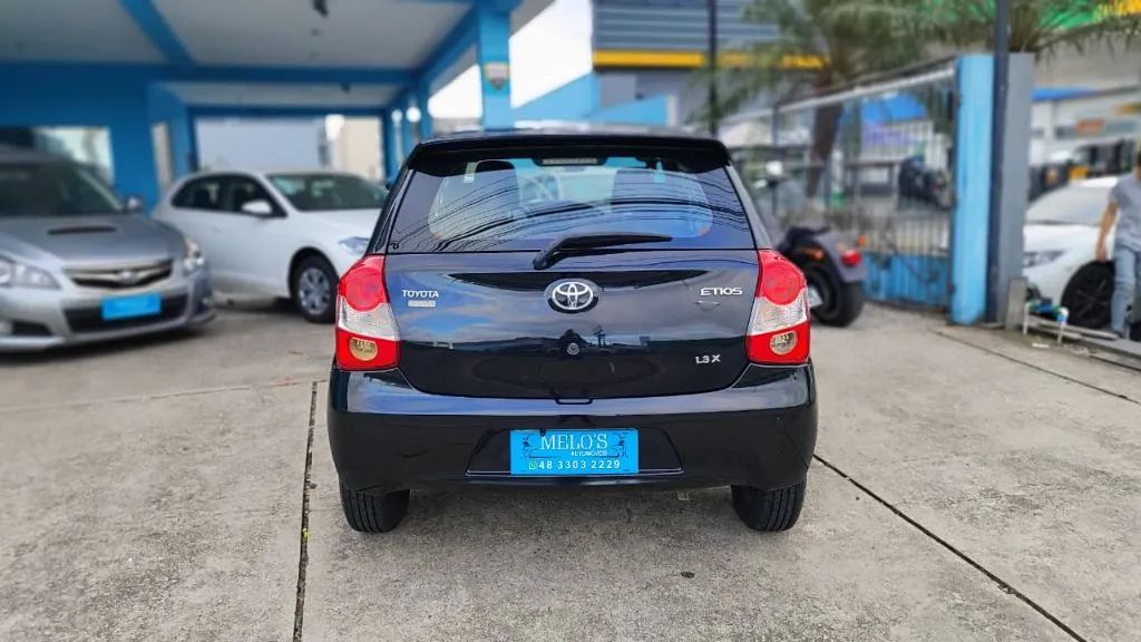 Toyota Etios X 1.3 Flex 16V 5P Aut. 2017 - Foto 5