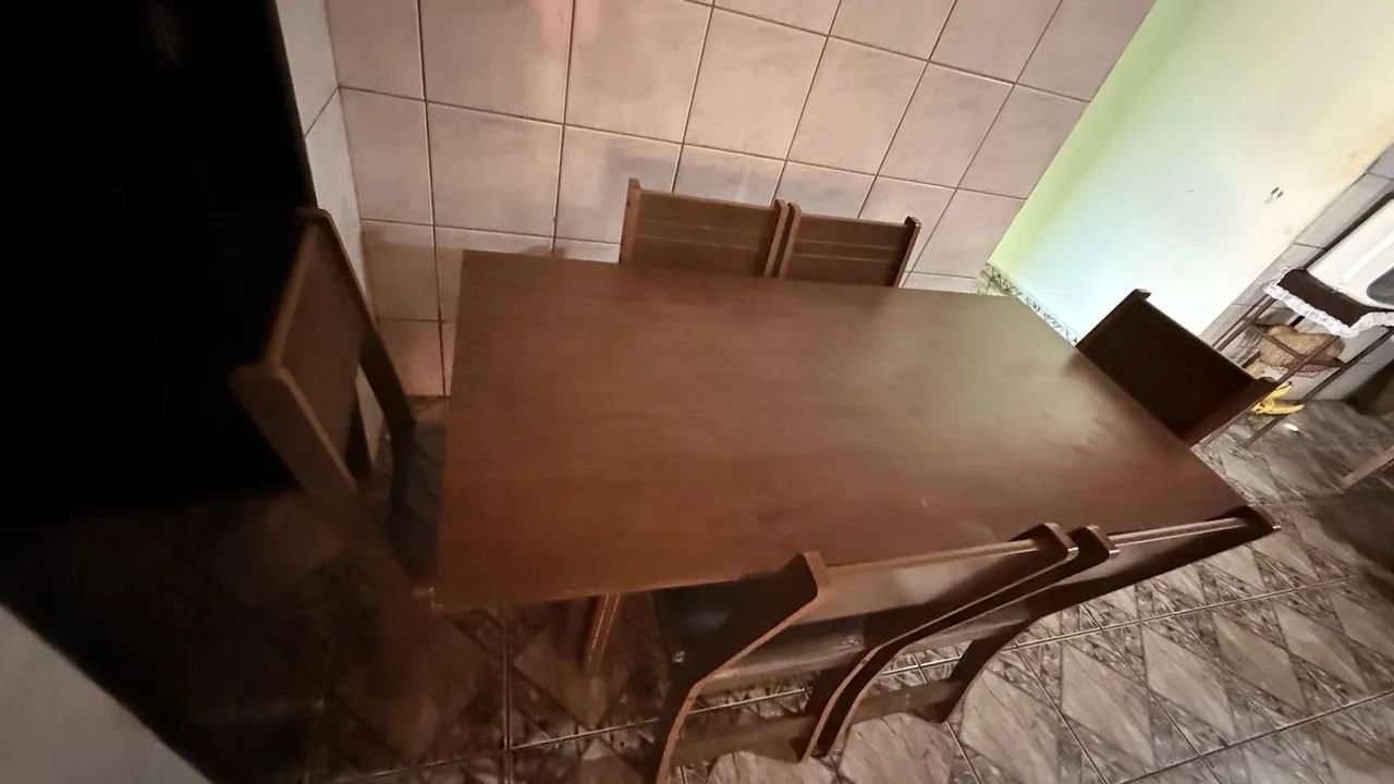 Mesa de madeira muito nova - Foto 2