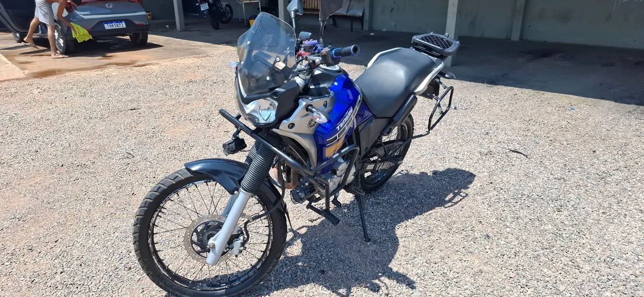 MOTO TENERE - Foto 2