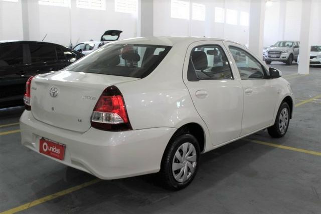 Toyota Etios - Foto 6