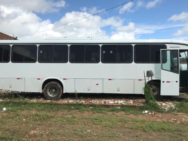 Ônibus motor dianteiro of 1418