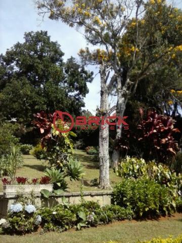 Maravilhoso sítio com área de mais de 5 mil m² com casa principal e casa de caseiro. - Foto 3