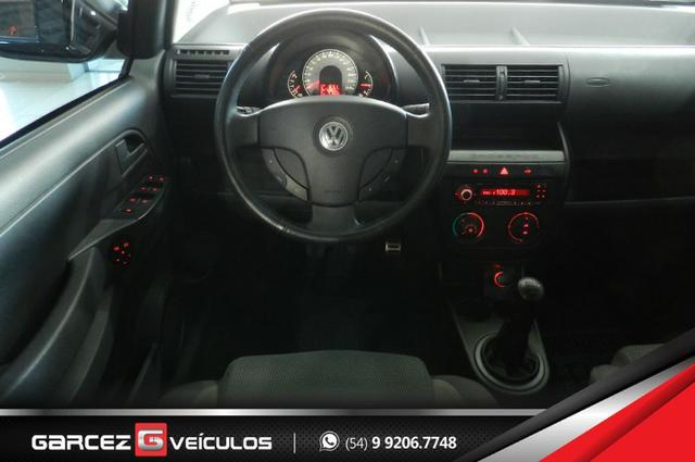 Vw - Volkswagen Crossfox 1.6 Flex Manual Topo de Linha Airbag ABS Comandos no Volante - Foto 11