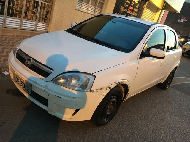 Vendo Corsa sedan MAXX 1.8 ano 2006/2006 flex - Foto 2