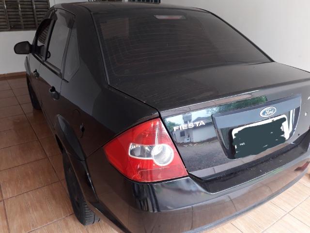 Ford fiesta sedan 1.6 2006 - Foto 2