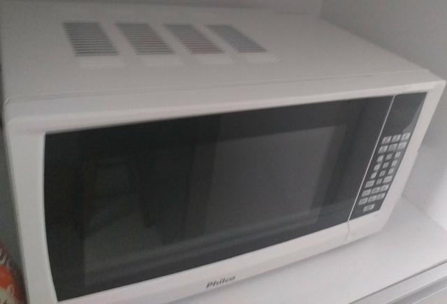 Microondas Philco Semi novo