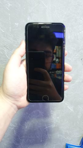 IPhone 8 Plus 64GB (ACEITO CARTÃO)