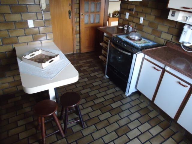 Ótimo apto com 2 quartos e 2 varandas! - Foto 17