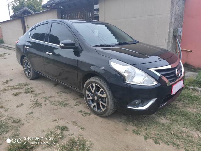Nissan - Versa 1.6 SL - Foto 5