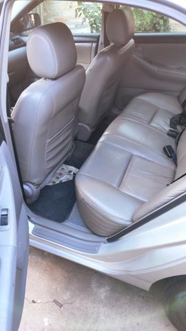 Toyota Corolla Xei automático Carro Bem Conservado 2005/2006 - Foto 7