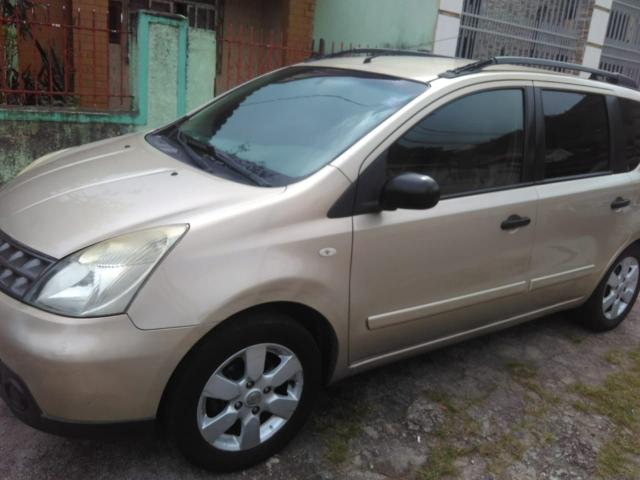 Livina ano 2010 com gnv - Foto 3