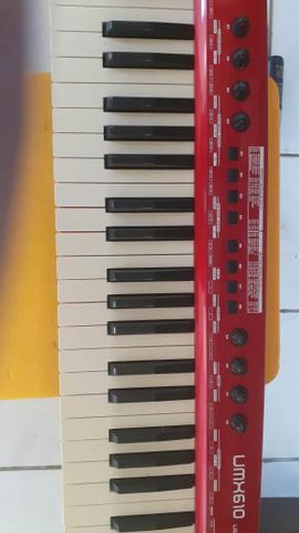 Controlador behringer umx 610 - Foto 6