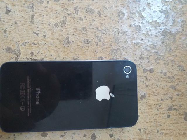Vendo ou troco iPhone 4s - Foto 3