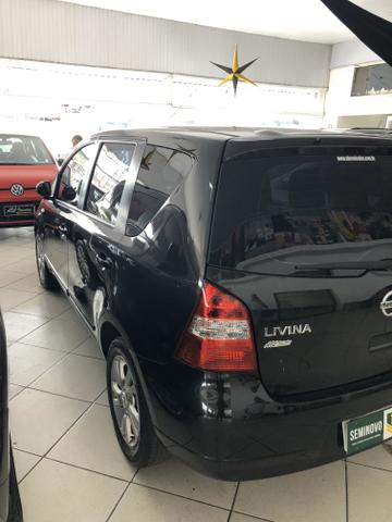Nissan Livina 2013 baixo KM