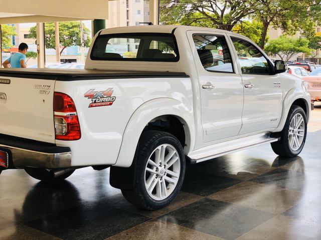 Toyota Hilux SRV Flex - Foto 7