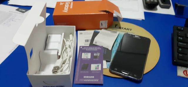 Samsung J5 - 16 GB