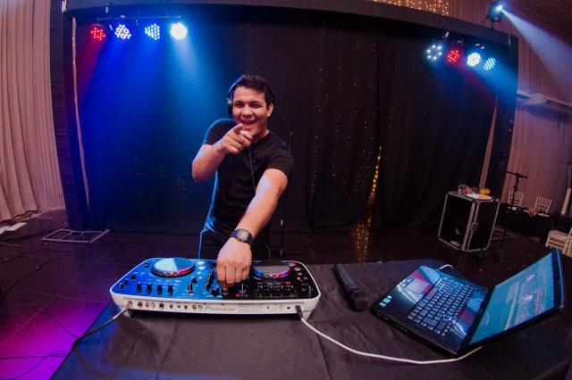 DJ Daniel Ferreira som e iluminação profissional! - Foto 3