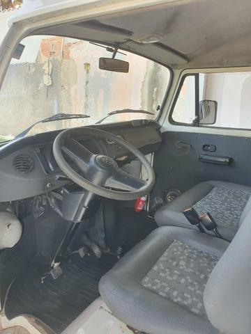 Vendo Kombi com Gnv 9 lugares