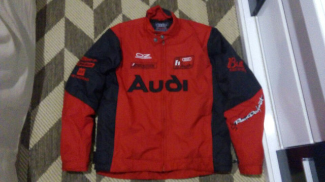 jaqueta audi