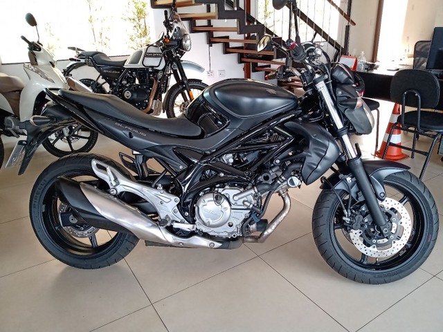 SUZUKI GLADIUS ANO 2014