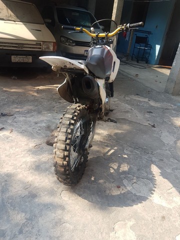 XR 200 DE TRILHA