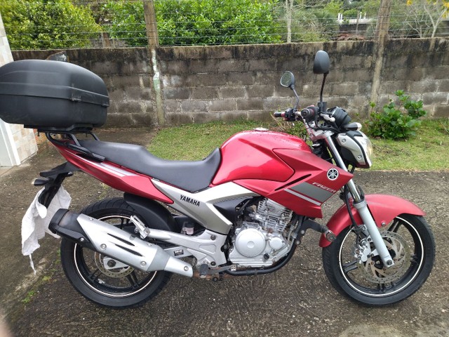 VENDO MOTO FAZER 250 EM ESTADO DE ZERO