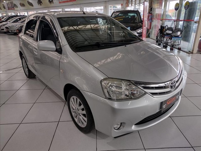 TOYOTA ETIOS 1.5 XLS 16V