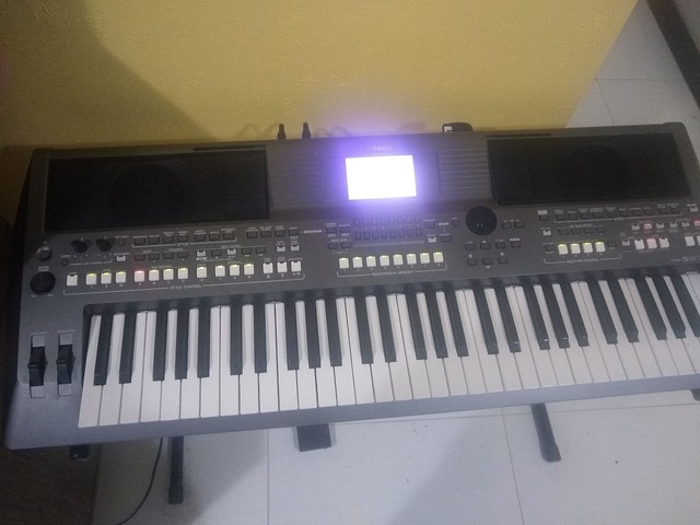 yamaha psr s670 olx