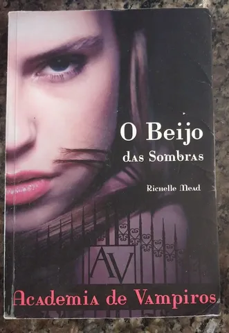 Box Trilogia Completa Sombra E Ossos 3 Volumes Série Netflix